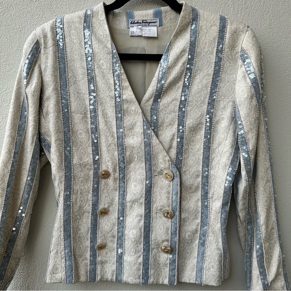 Vintage Salvatore Ferragamo Women’s Pearls and Sequins Blazer Jacket Size Small - Picture 1 of 13